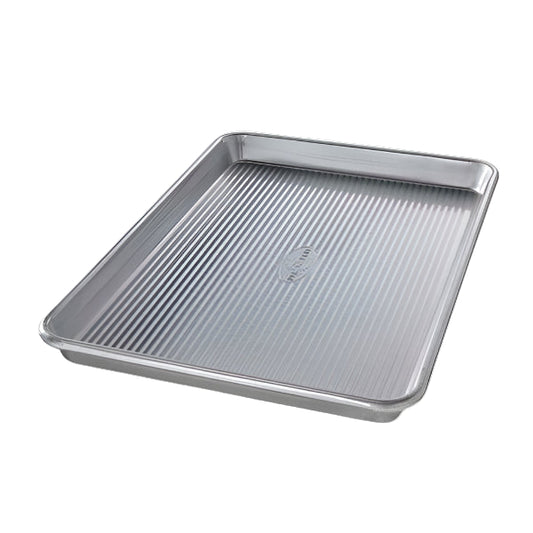 USA Pan Quarter Sheet