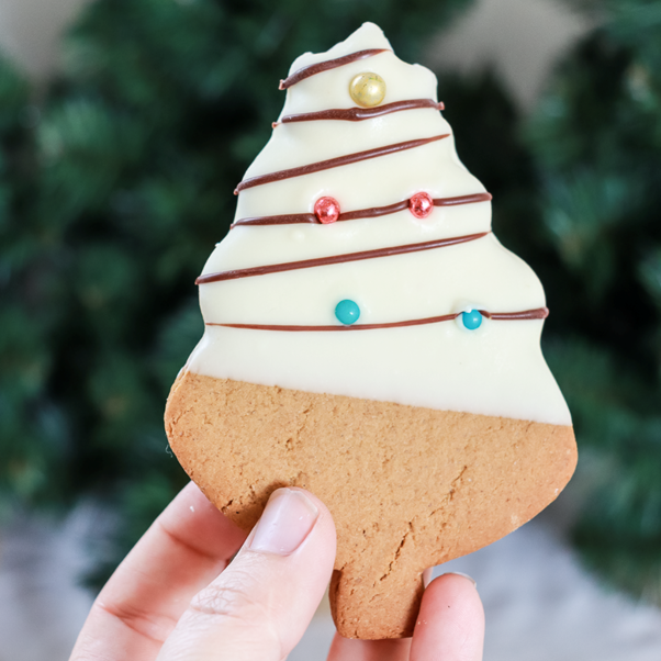 Festive Gingerbread Tree White Choc