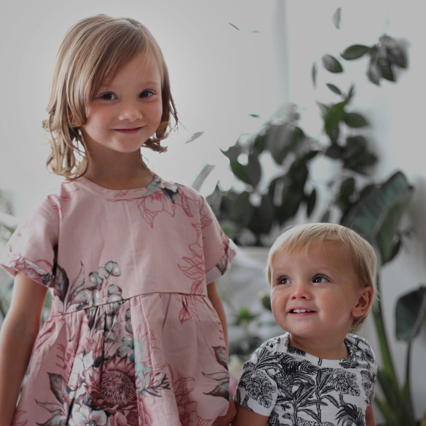 Mila Dress - Tropical Bouquet