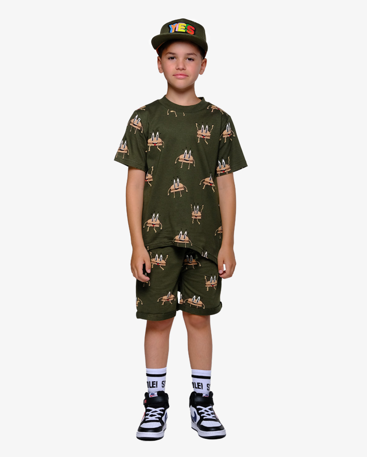 Shorts Burgers on the Run