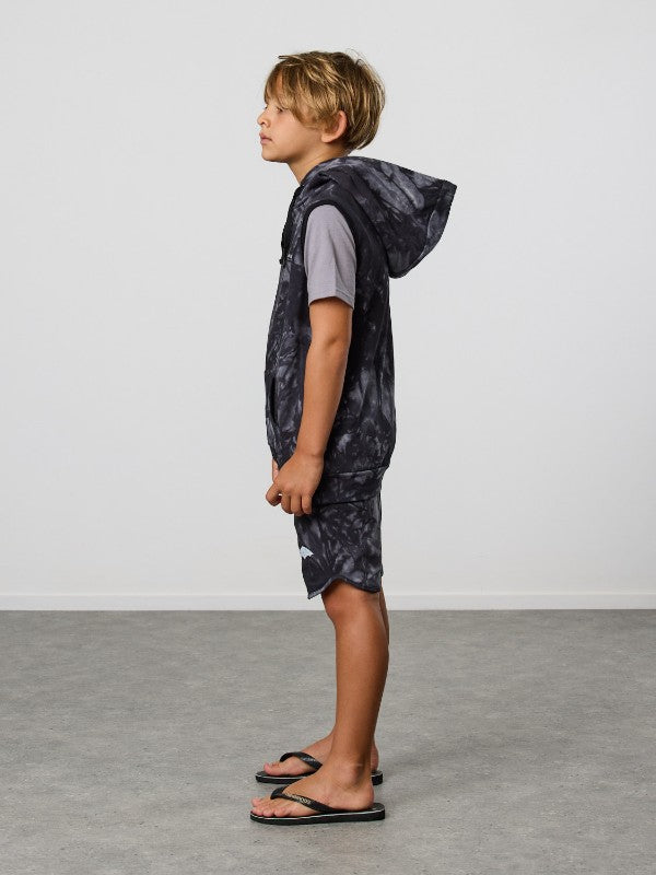 Cotton / spandex terry sleeveless hood in black tie-dye. Radicool Dude badge on chest & bolt print in white on reverse shoulder. A great piece for layering on cooler days or throw on as is. Fit is true to size.