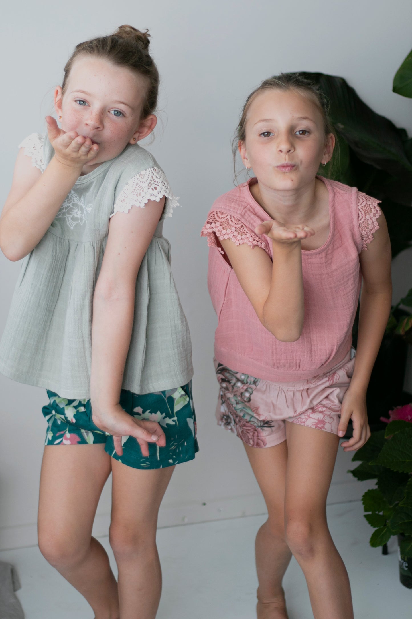 Lyla Shorts - Green Leavings