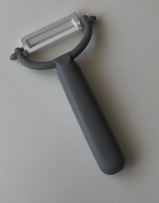 Kids Safety Peeler - Grey