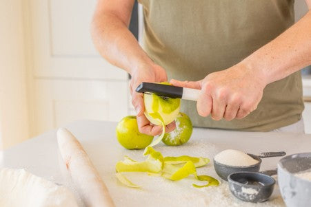 Classic Euro Peeler Porcelain White