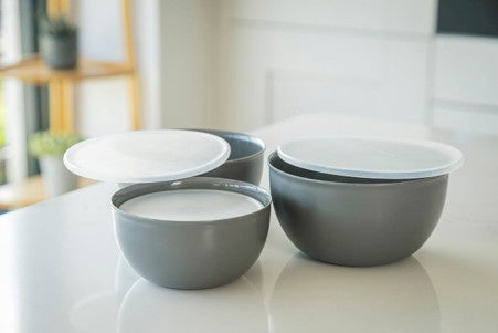 Meal Prep Bowls Set 4 w Lids Charcoal Grey