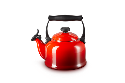 Traditional Kettle 2.1L Cerise