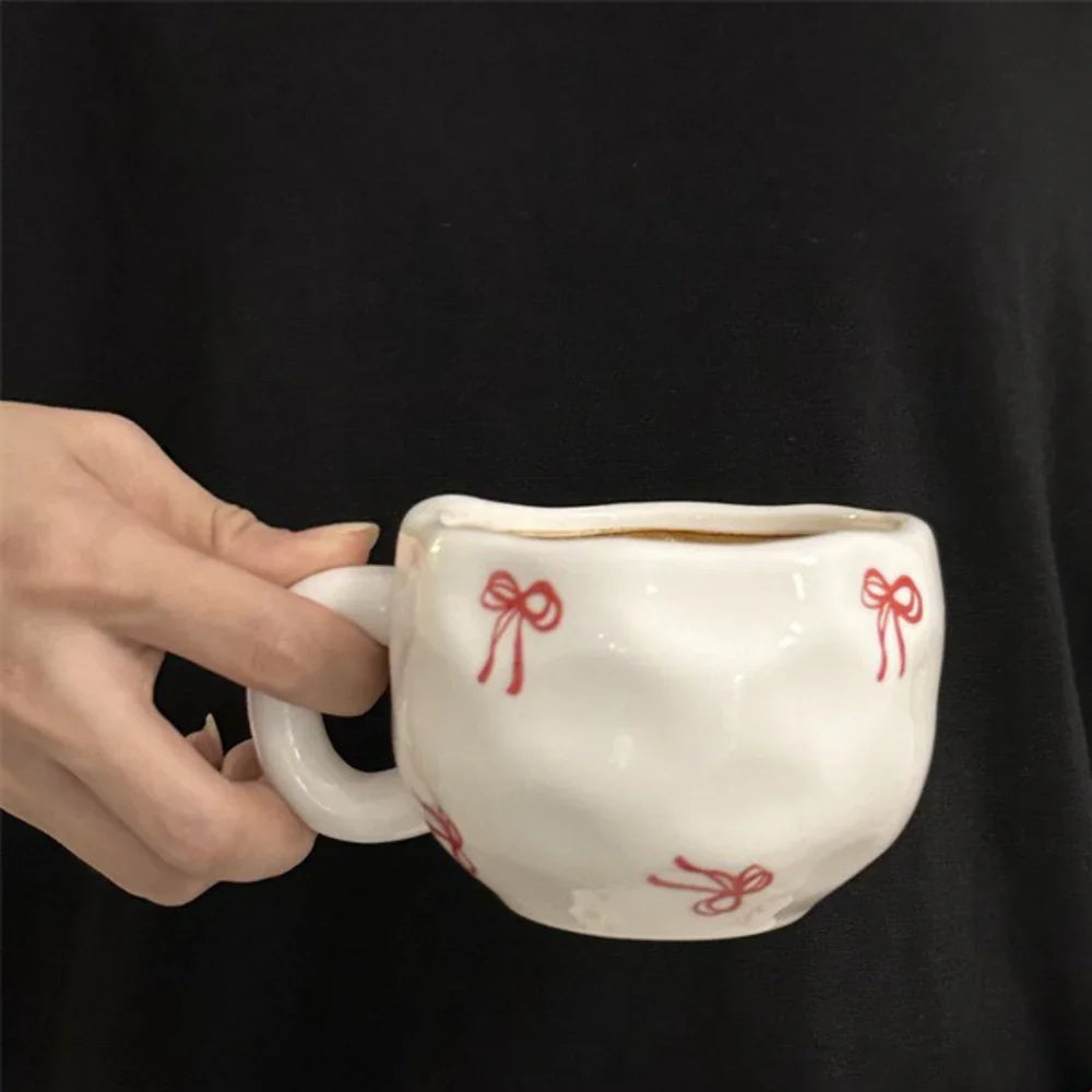 Bow Mug White Red
