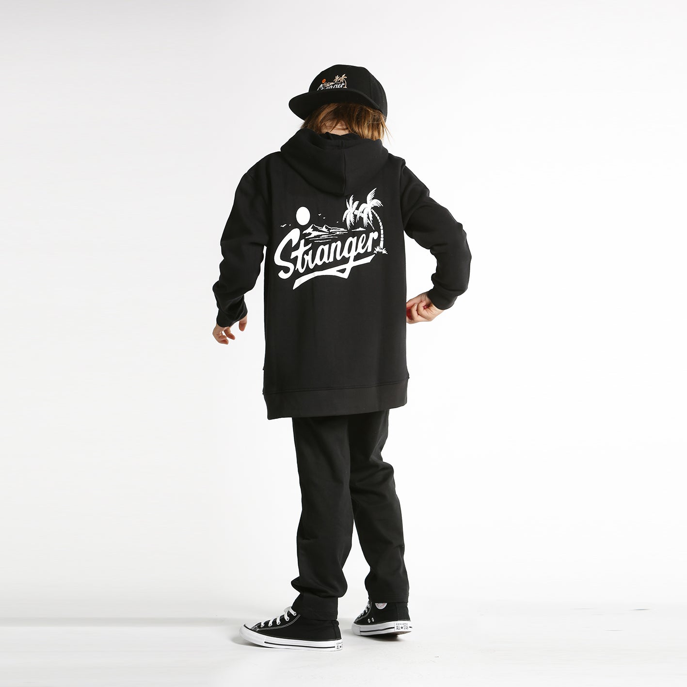 Stranger zip hood - black