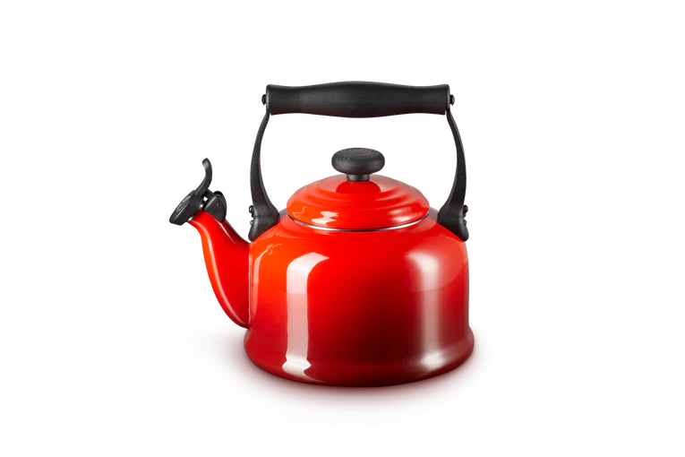 Traditional Kettle 2.1L Cerise