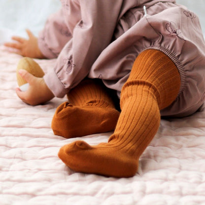 Footed Stockings - Russet